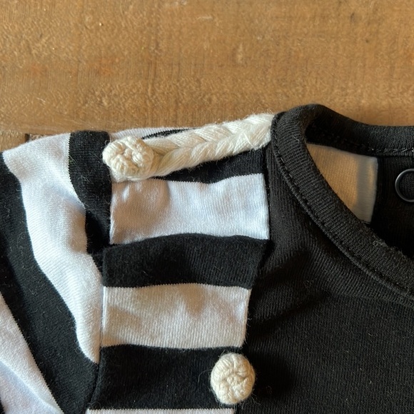 Carbon soldier black and white knot romper - Picture 3 of 7